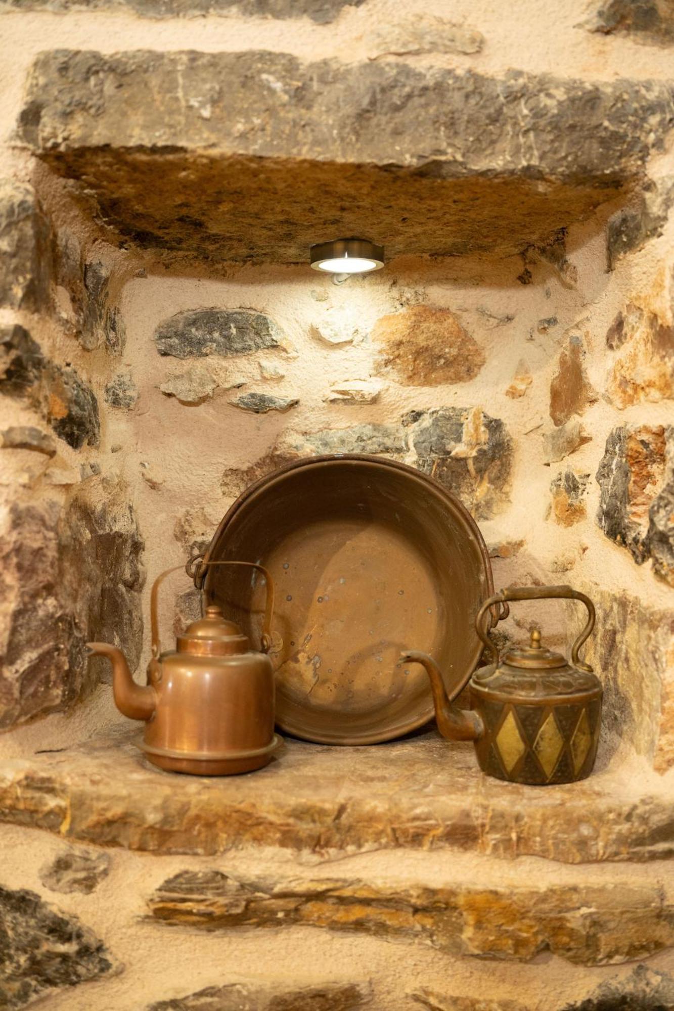 Byzantine Home In The Castle Mestá Екстериор снимка