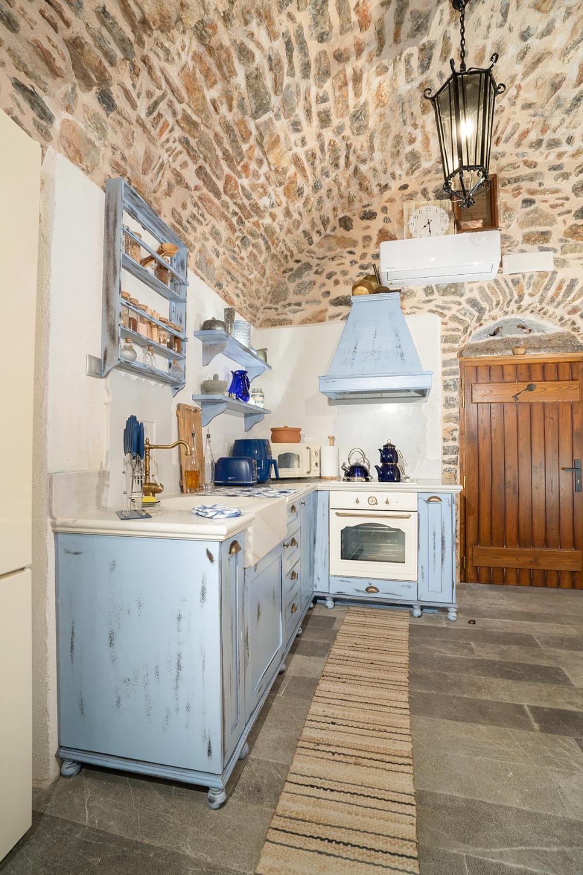 Byzantine Home In The Castle Mestá Екстериор снимка